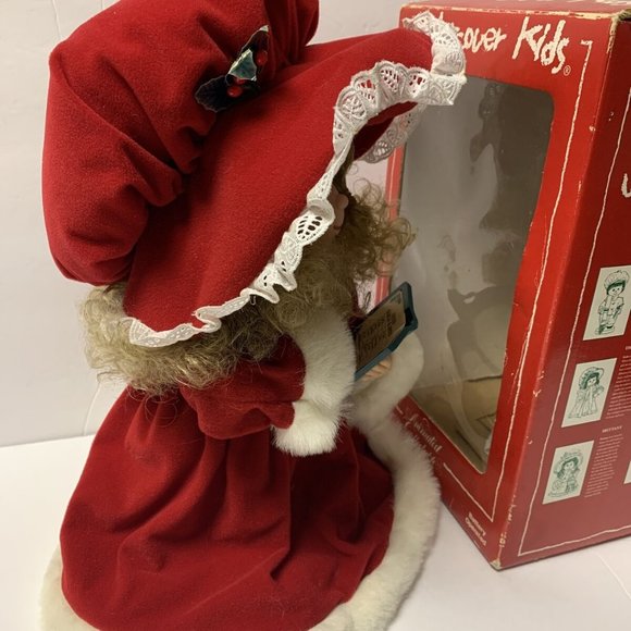 Santa’s Best Undercover Kids Animated 14” Girl 1993 Christmas Motionet Red Dress - Picture 5 of 9
